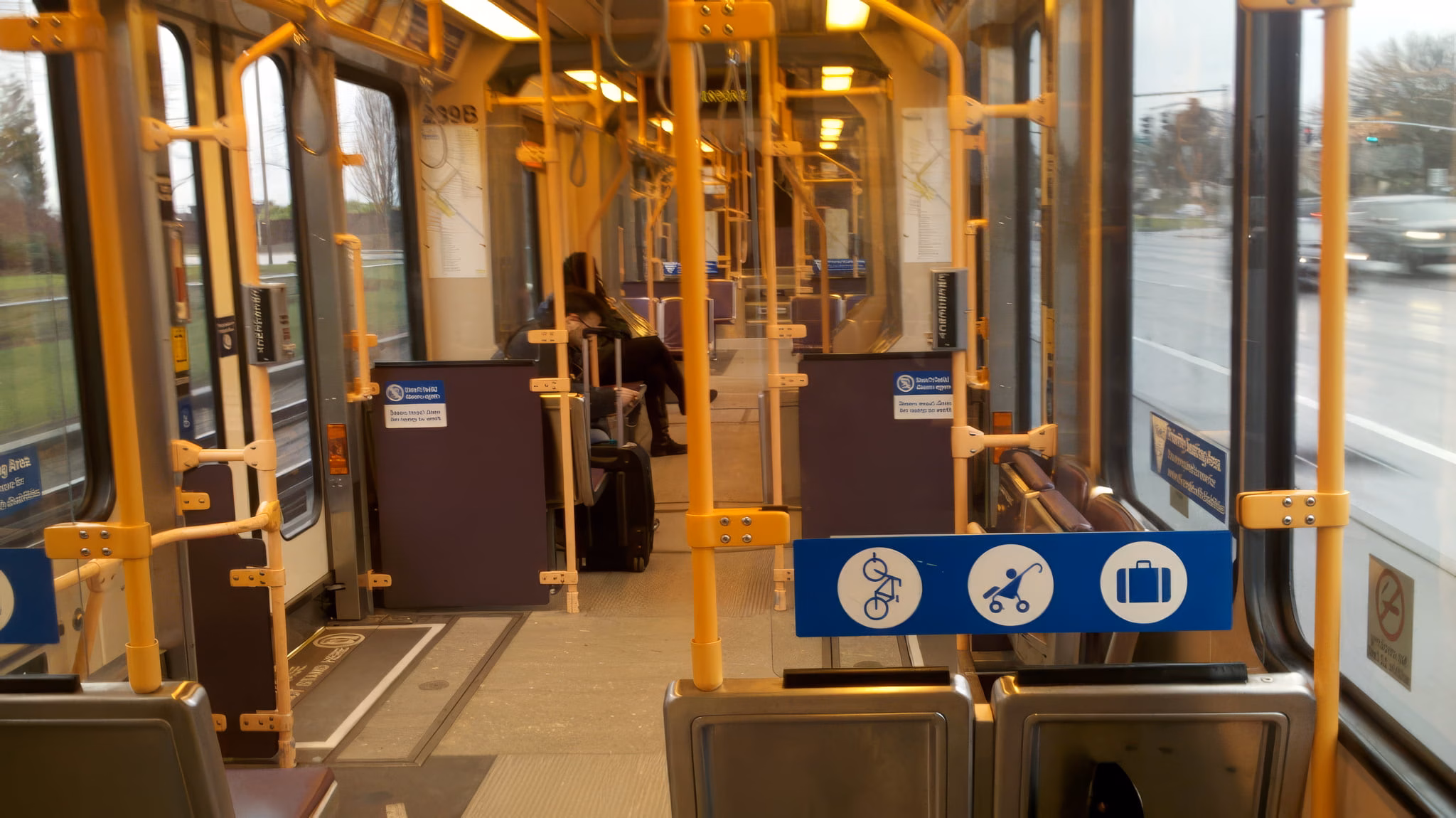 Portland removes LRT free fare zone due to poor fare revenue and ridership